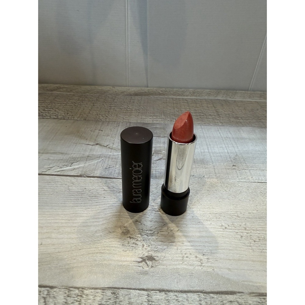 Laura Mercier Lipstick Coral 0.12 oz 3.5g Discontinued New